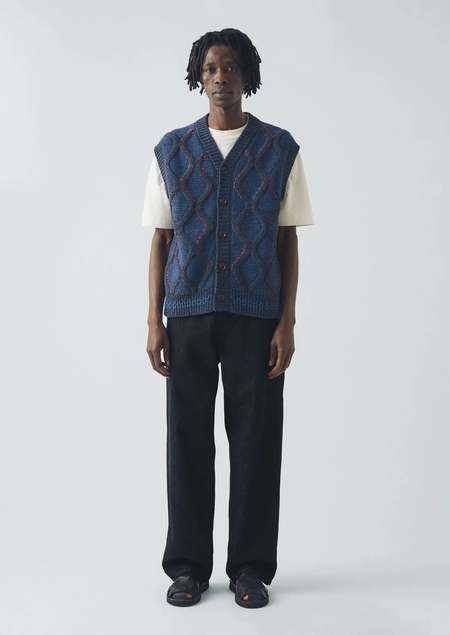 トップス AURALEE FINE CASHMERE SILK KNIT VEST Auralee Super Fine Cashmere Silk Knit Vest - Black | Garmentory