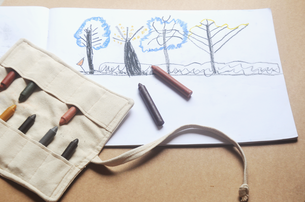 Kids Smilogy Beeswax Crayons in Artist Roll