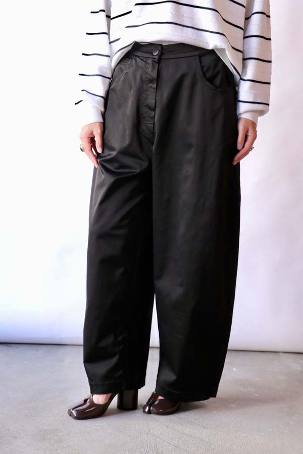 Cordera Satin Curved Pants