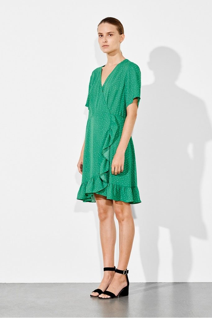 green emerald velvet dress ZARA. Green die-cut dress T.xs  Hibuy market