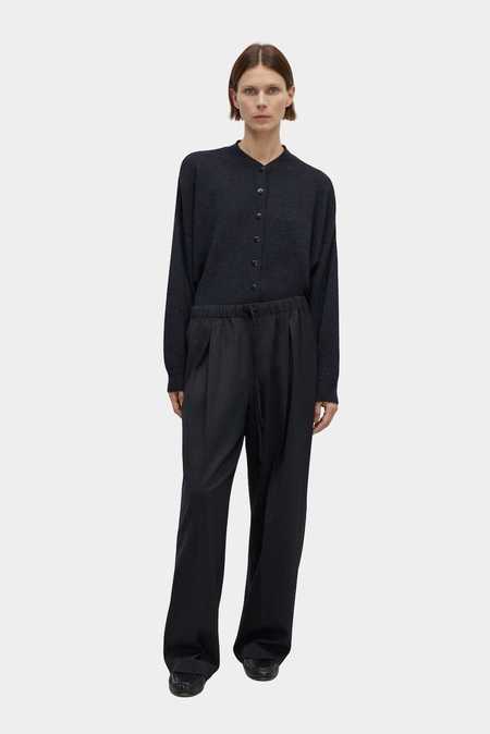 【MARGARET HOWELL】LINEN WIDE TROUSERS Pleated Wide Leg Trouser — Chalk – La Garçonne