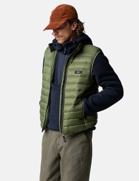 Needles Piping Quilt Vest - Charcoal | Garmentory