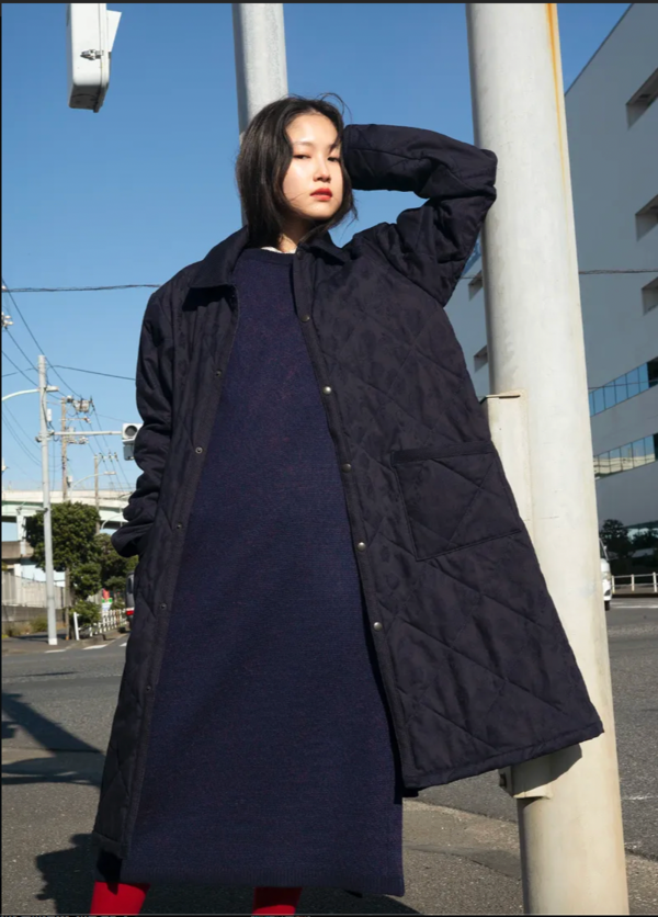 Blue Blue Japan "Tsujigahana" Jacquard Quilted Long Coat Blue Blue Japan "Tsujigahana" Jacquard Quilted Long Coat