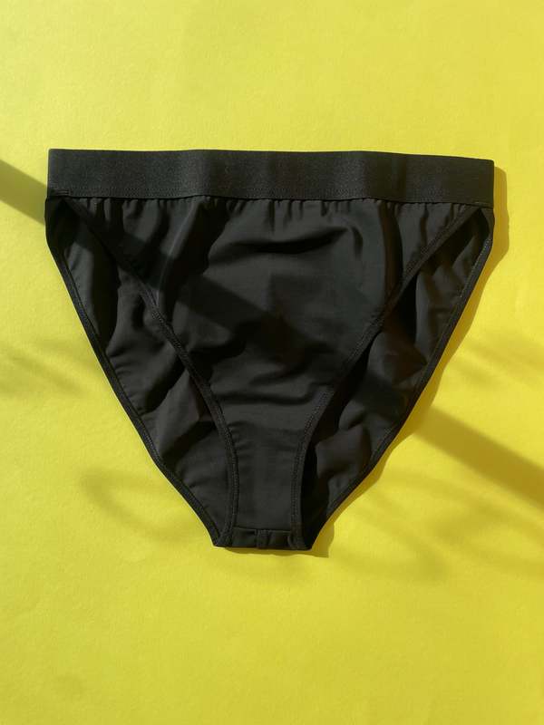 La Fille d'O Way I Walk Bikini Bottom - Black