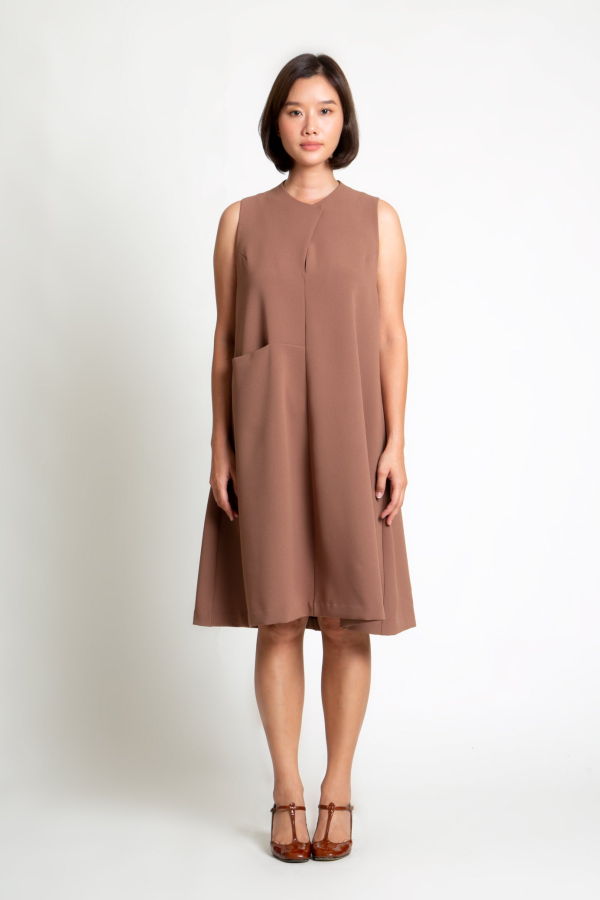 KAAREM Berry Four-Panel High Collar Dress