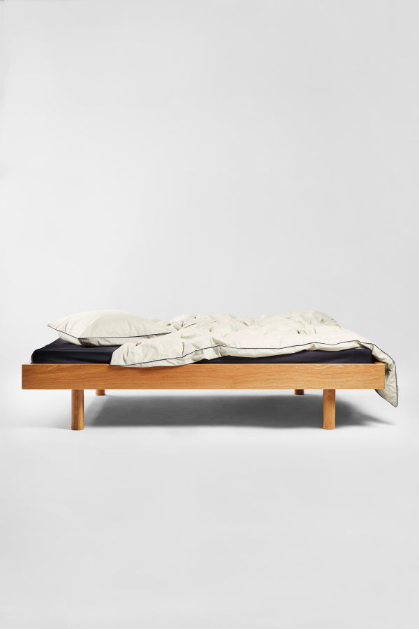 SUTRAM Contrast Edge Canvas with Navy Duvet Cover