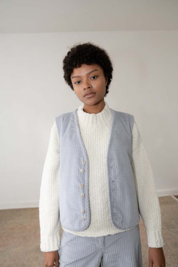 Zii Ropa Alba Vest - Periwinkle