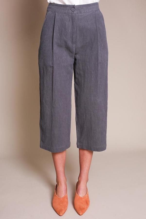 7115 by Szeki Spring Cropped Trouser 7115 by Szeki Spring Cropped Trouser