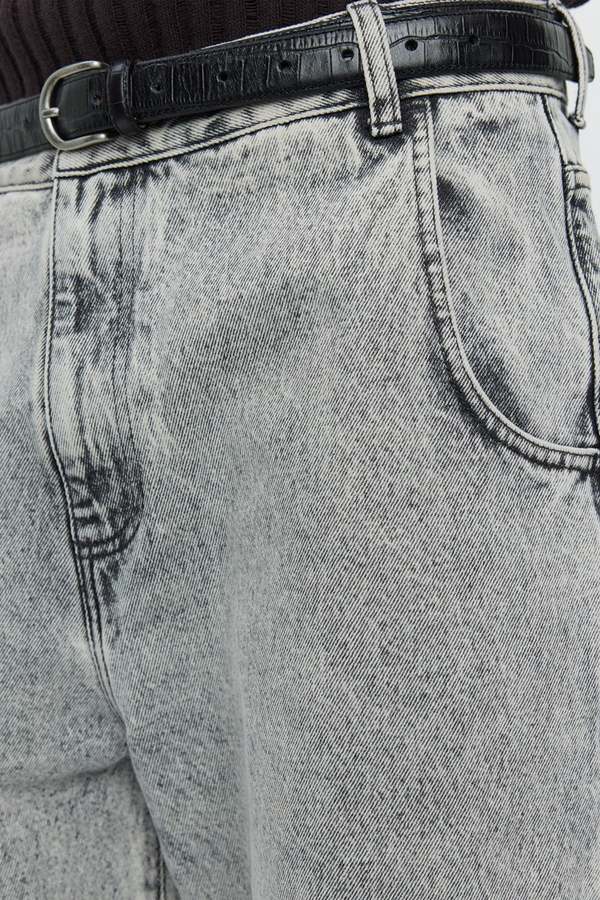 mfpen Straight Cut Jeans Acid Wash