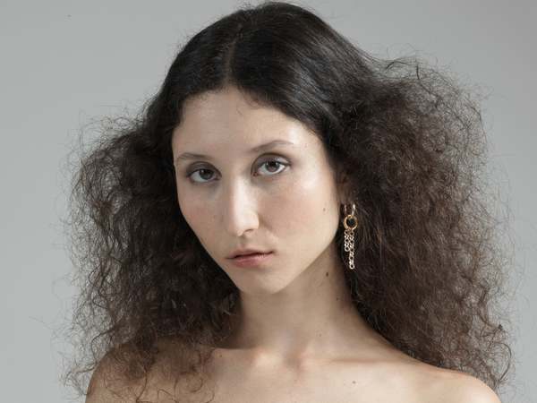 llayers Motion Chain Earring