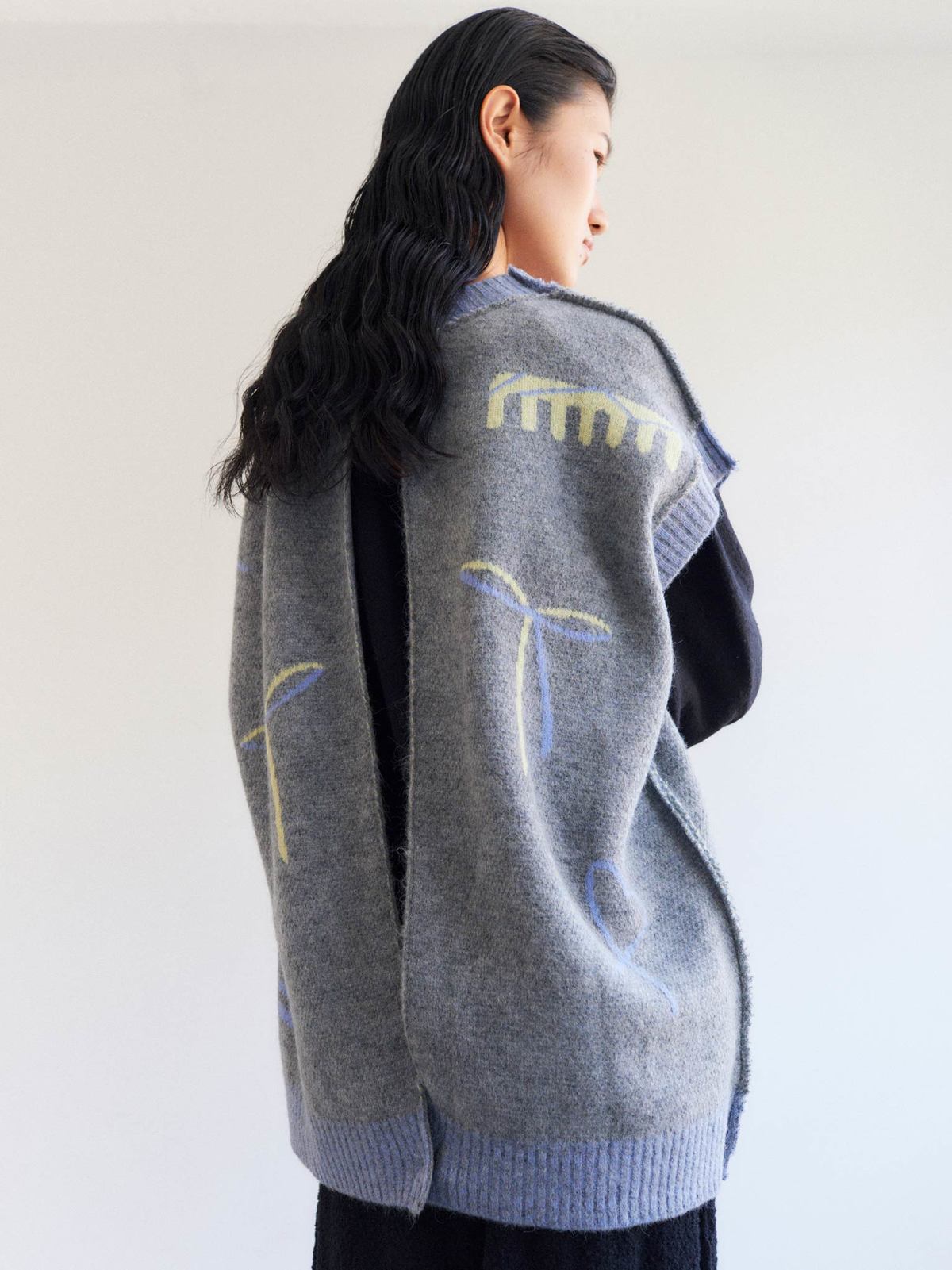 Rus Cle Vest - Graphite - Image 3 of 10