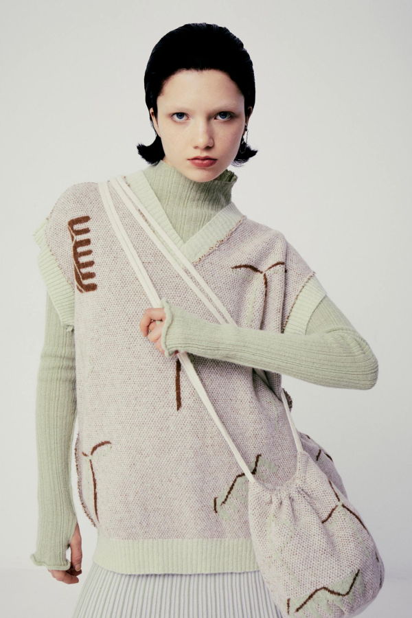 Rus Cle Vest - Chalk