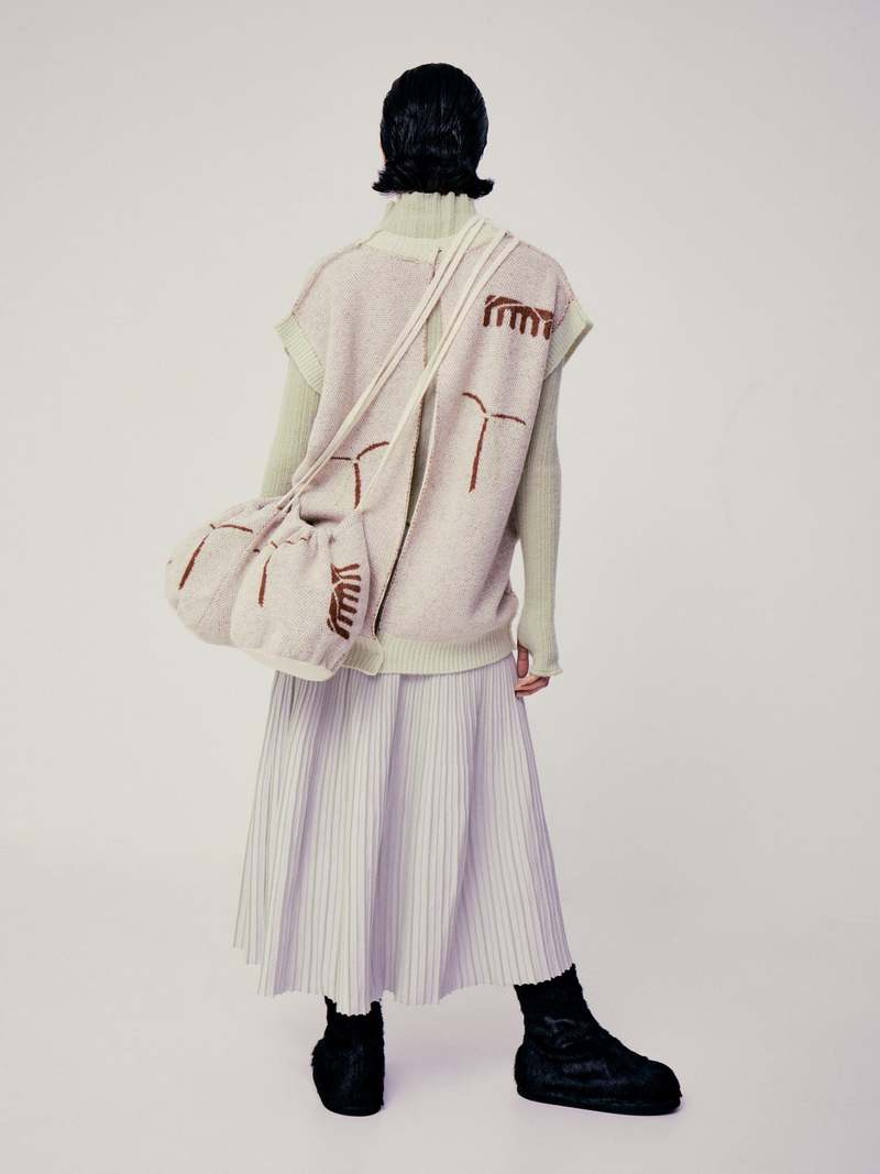 Rus Cle Vest - Chalk