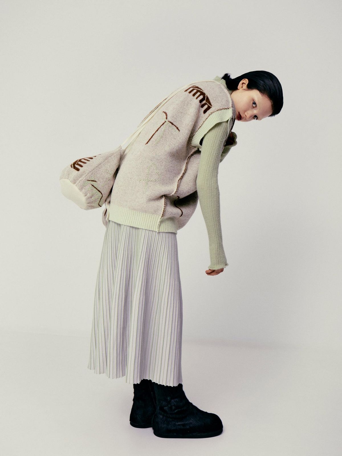 Rus Cle Vest - Chalk - Image 6 of 6