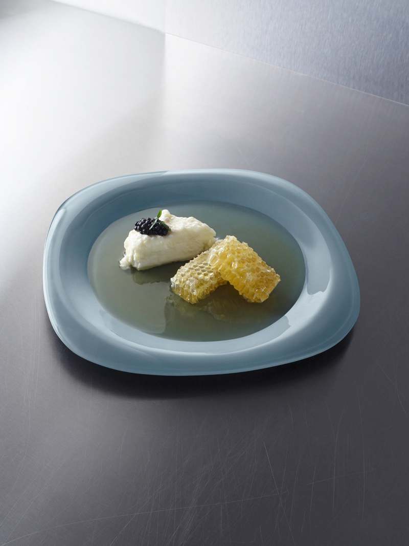 Gessen Melt Dinner Plate Gessen Melt Dinner Plate