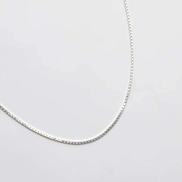 Wolf Circus Box Chain Necklace 18" Sterling Silver