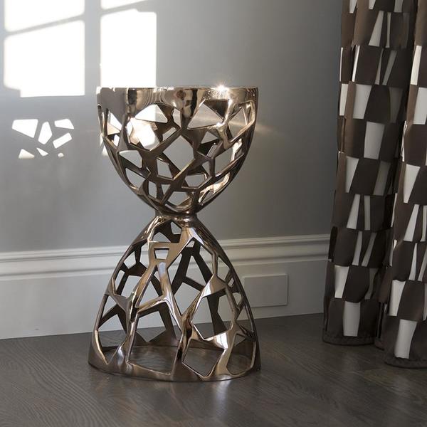 Lunares Passage of Time Table