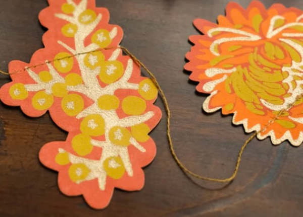 East End Press Autumn Blooms Sewn Garland