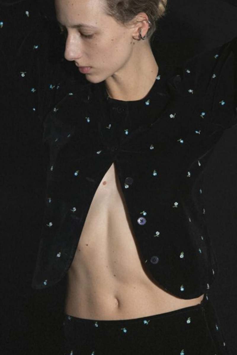 Marlies Grace Jackie Top - Black Velvet Embroidery