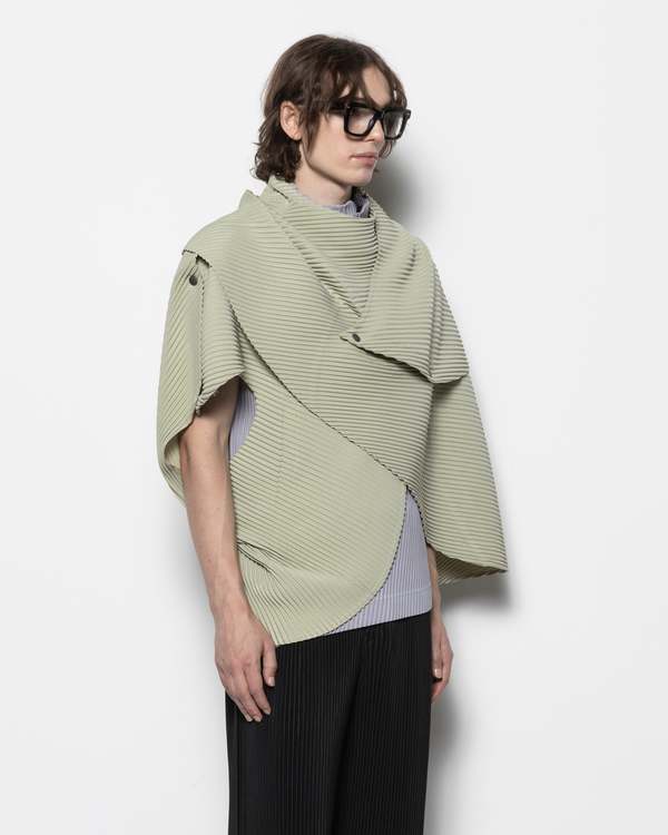 Homme Plissé Issey Miyake Stone Cloud Vest | Garmentory