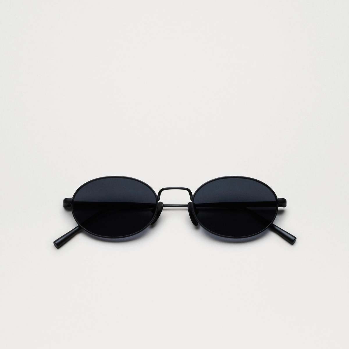 Bristol General Store Chimi Titan Oval Sunglasses - Matte Black - Image 1 of 2