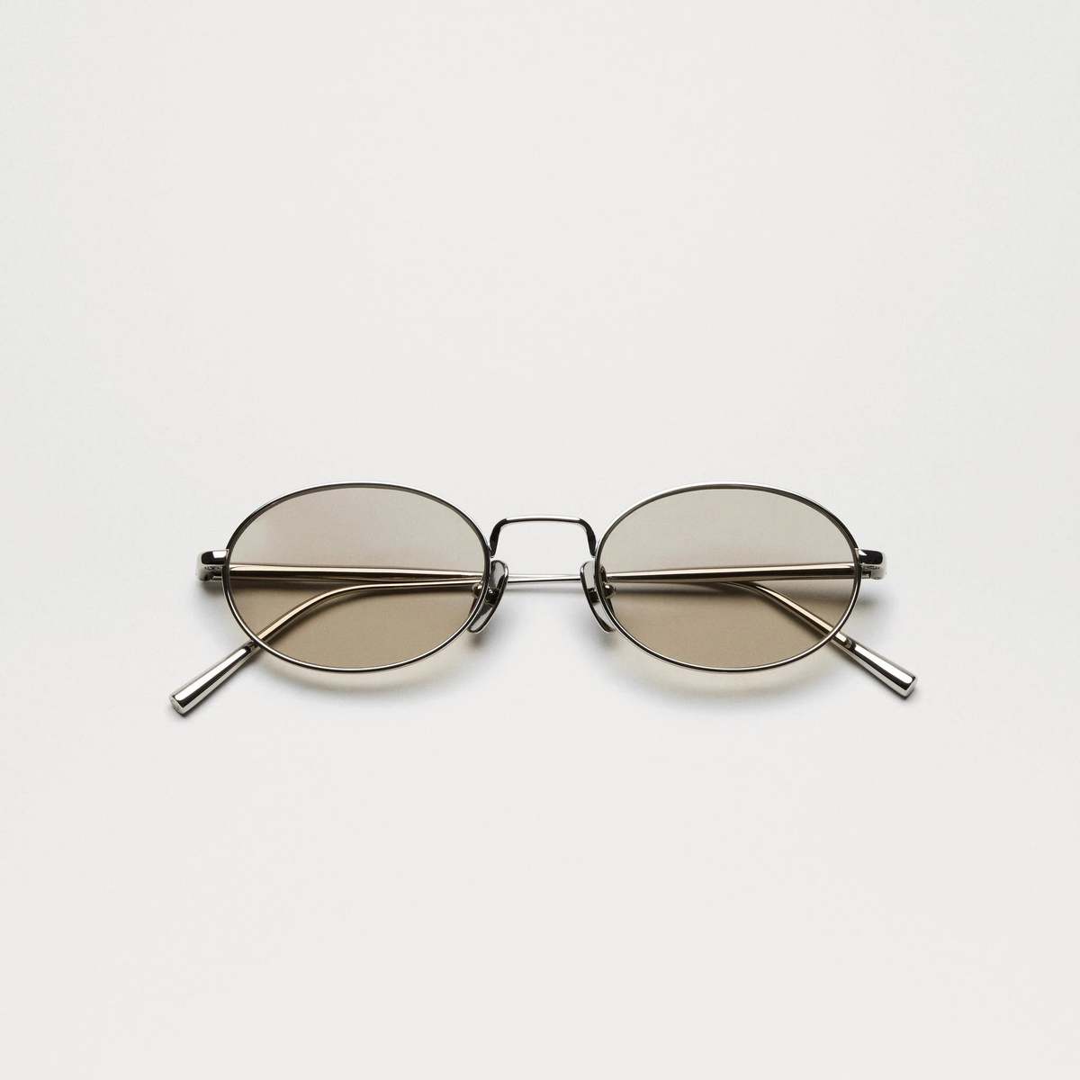 Bristol General Store Titan Oval Sunglasses - Silver - Image 1 of 2