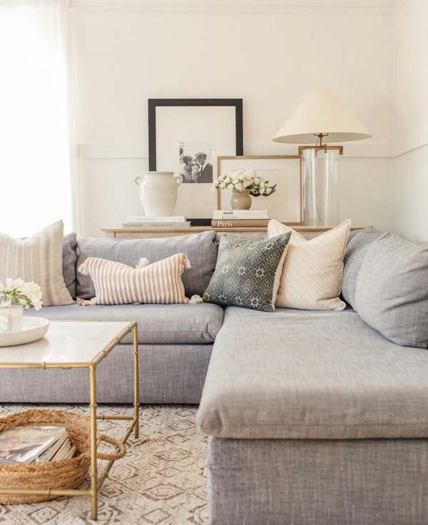 Archive New York Antigua Pillow - Tan