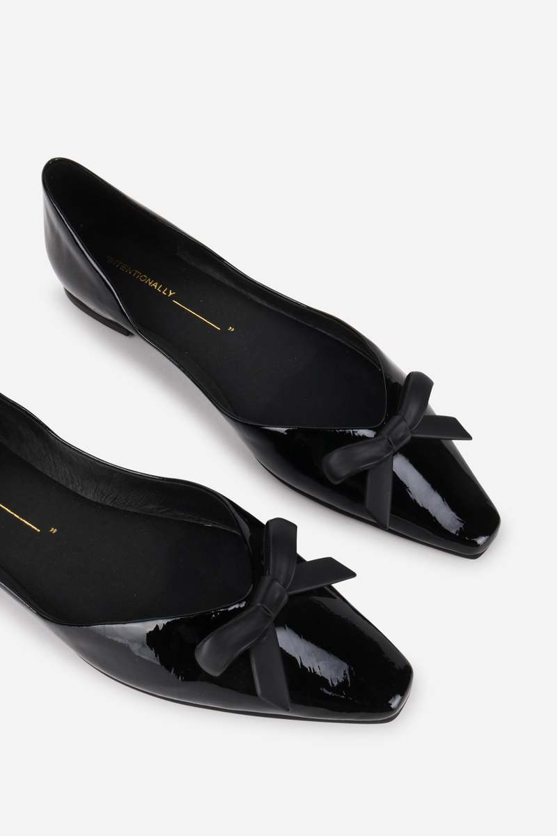 "INTENTIONALLY __________." Cecilia Patent Ballet Flat - Black