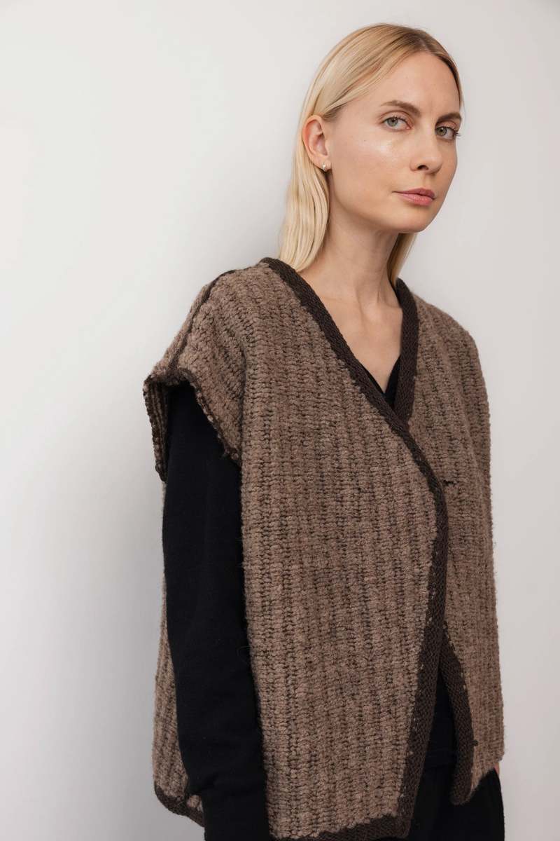 Wol Hide Knit Weave Vest