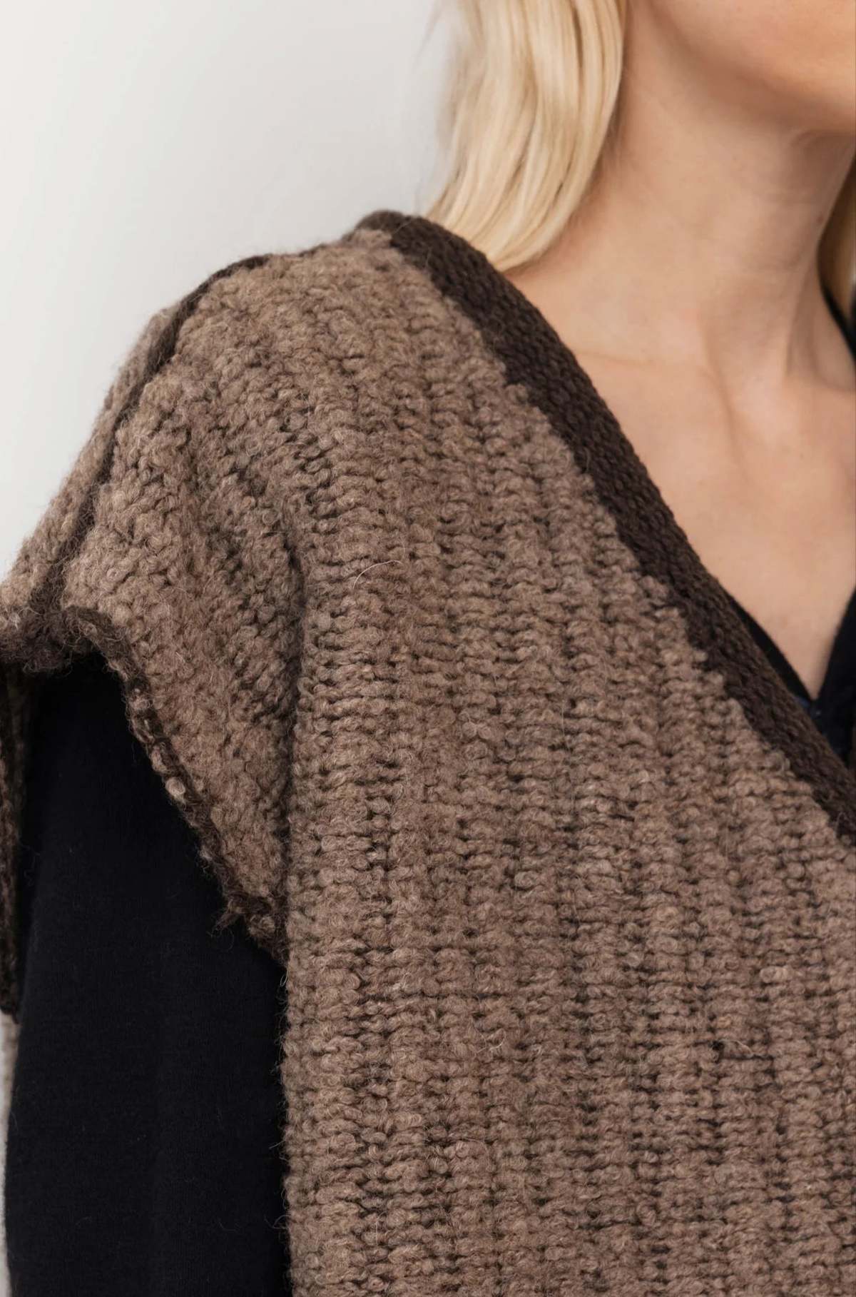 Wol Hide Knit Weave Vest - Image 7 of 7