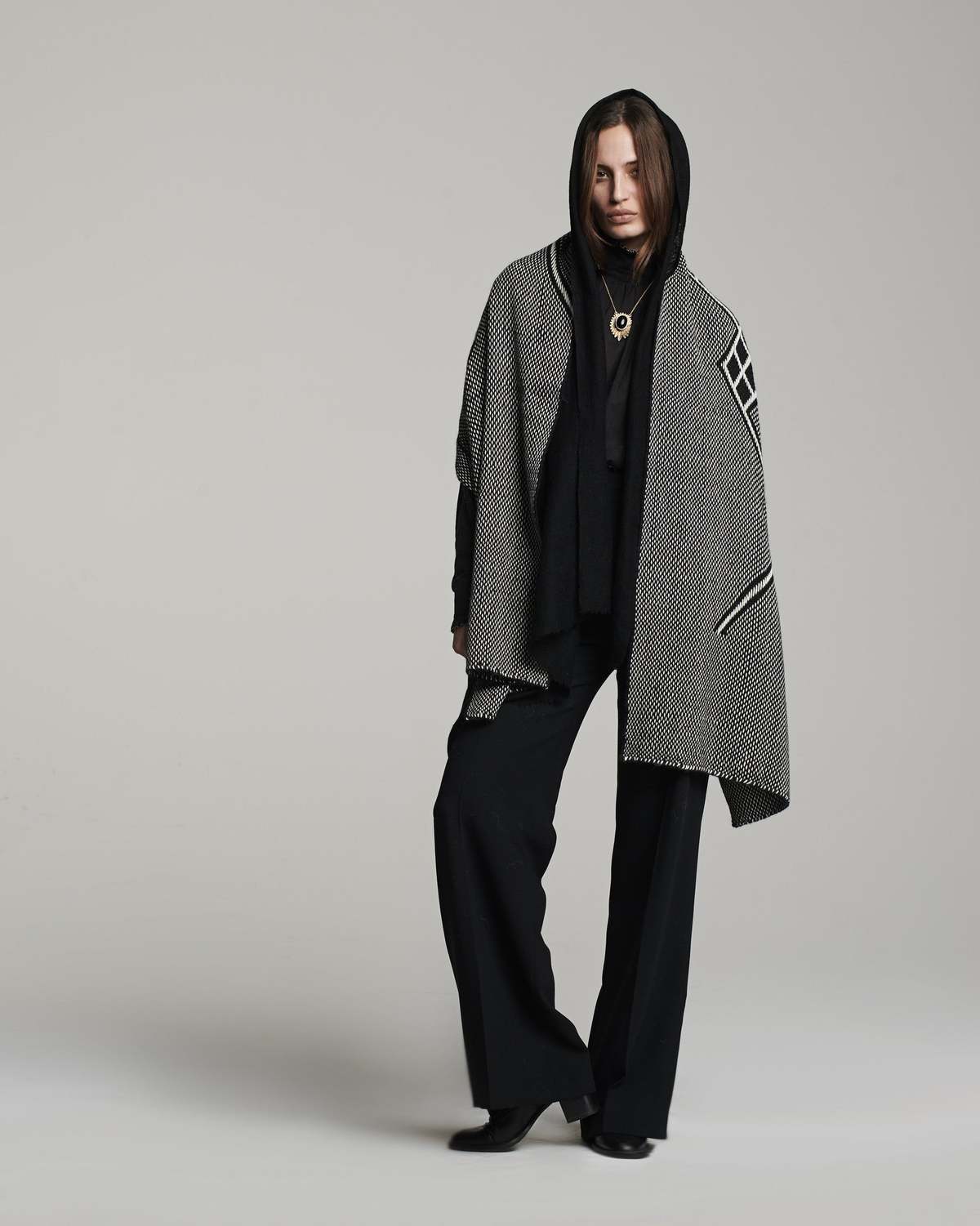 VOZ Che Shawl in Baby Alpaca - Image 2 of 7