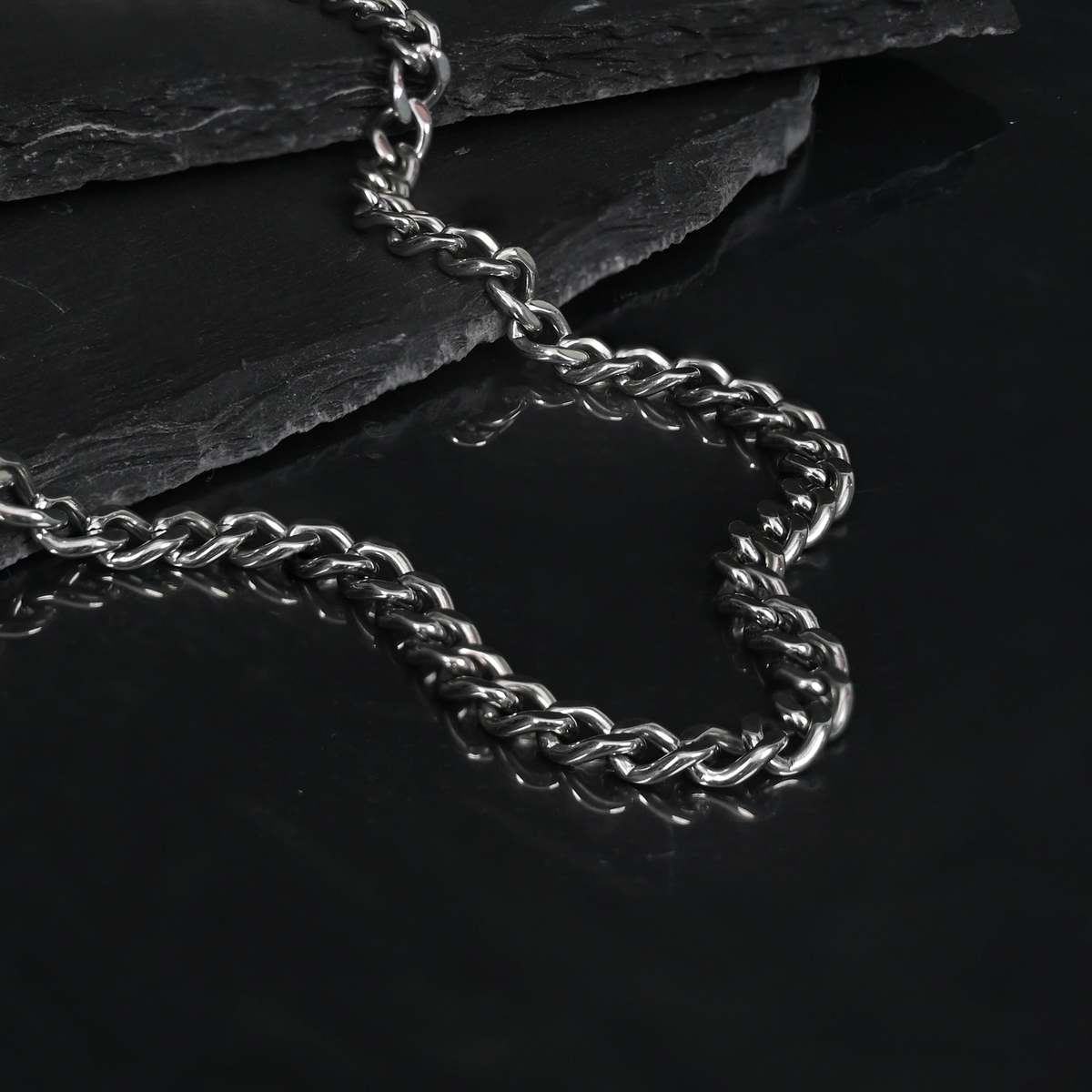 Starfish Project Linked Curb Chain Necklace - Image 7 of 7