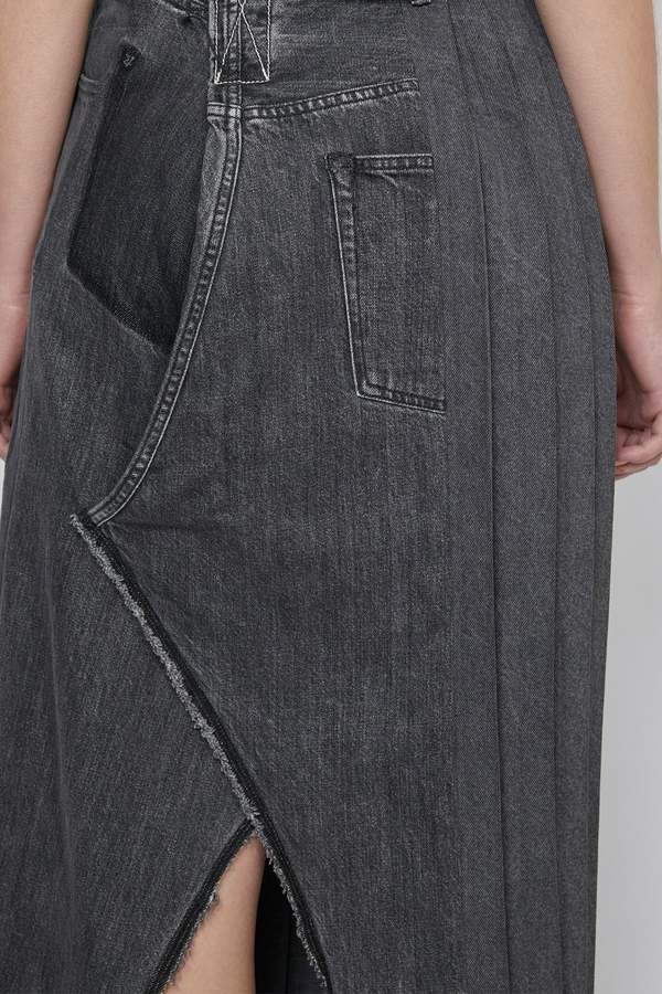 Kuro Remake Denim Mark VI Skirt