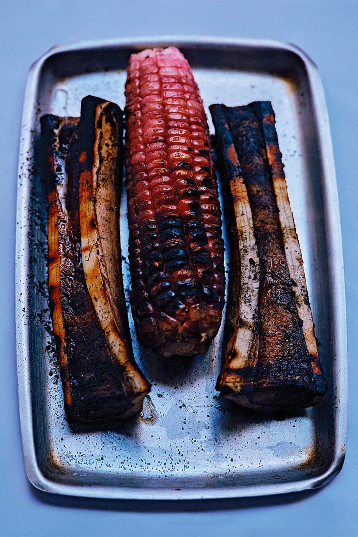 Apartamento El Bajio by Enrique Olvera Book - Image 3 of 9