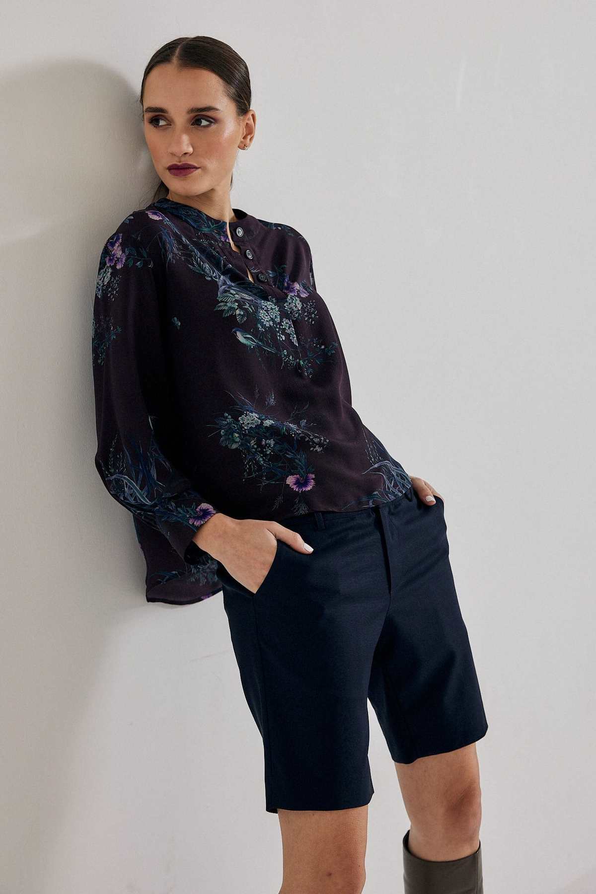 Lindsay Nicholas New York Poet Blouse - Plum Bird Fleur - Image 5 of 7