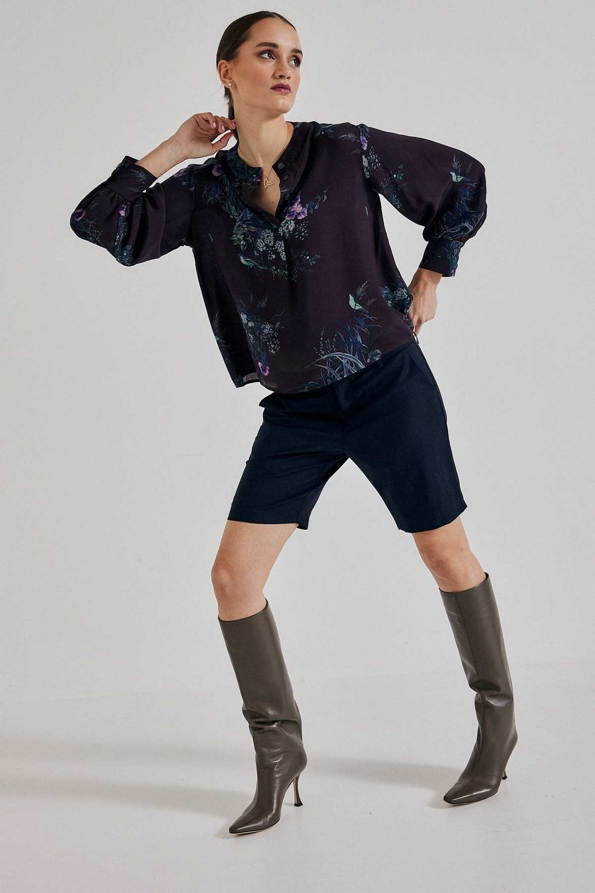 Lindsay Nicholas New York Poet Blouse - Plum Bird Fleur - Image 6 of 7