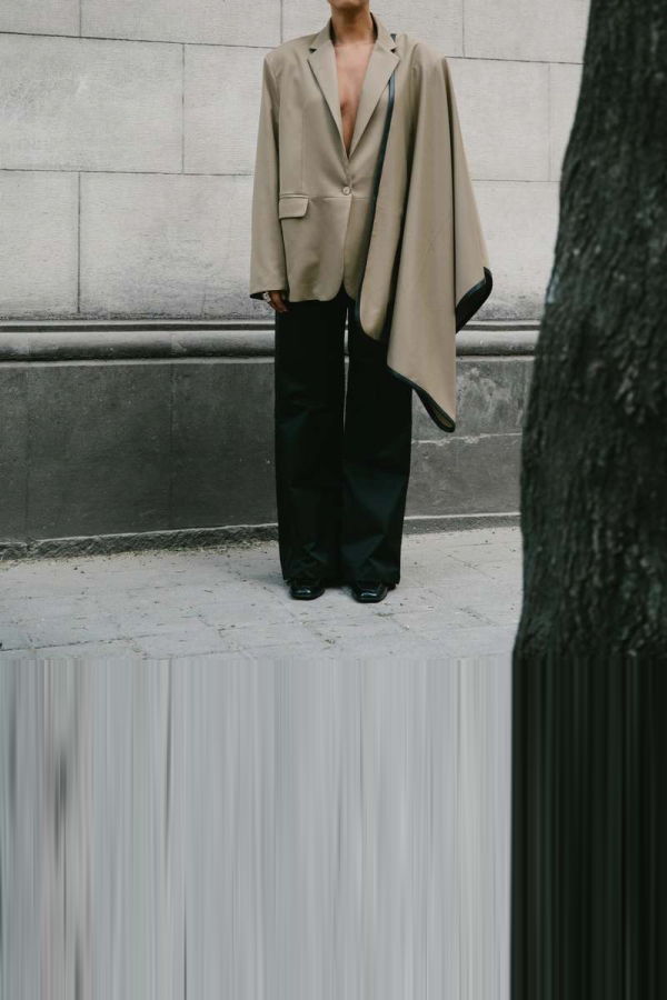 Sloan Detachable Scarf - Tan