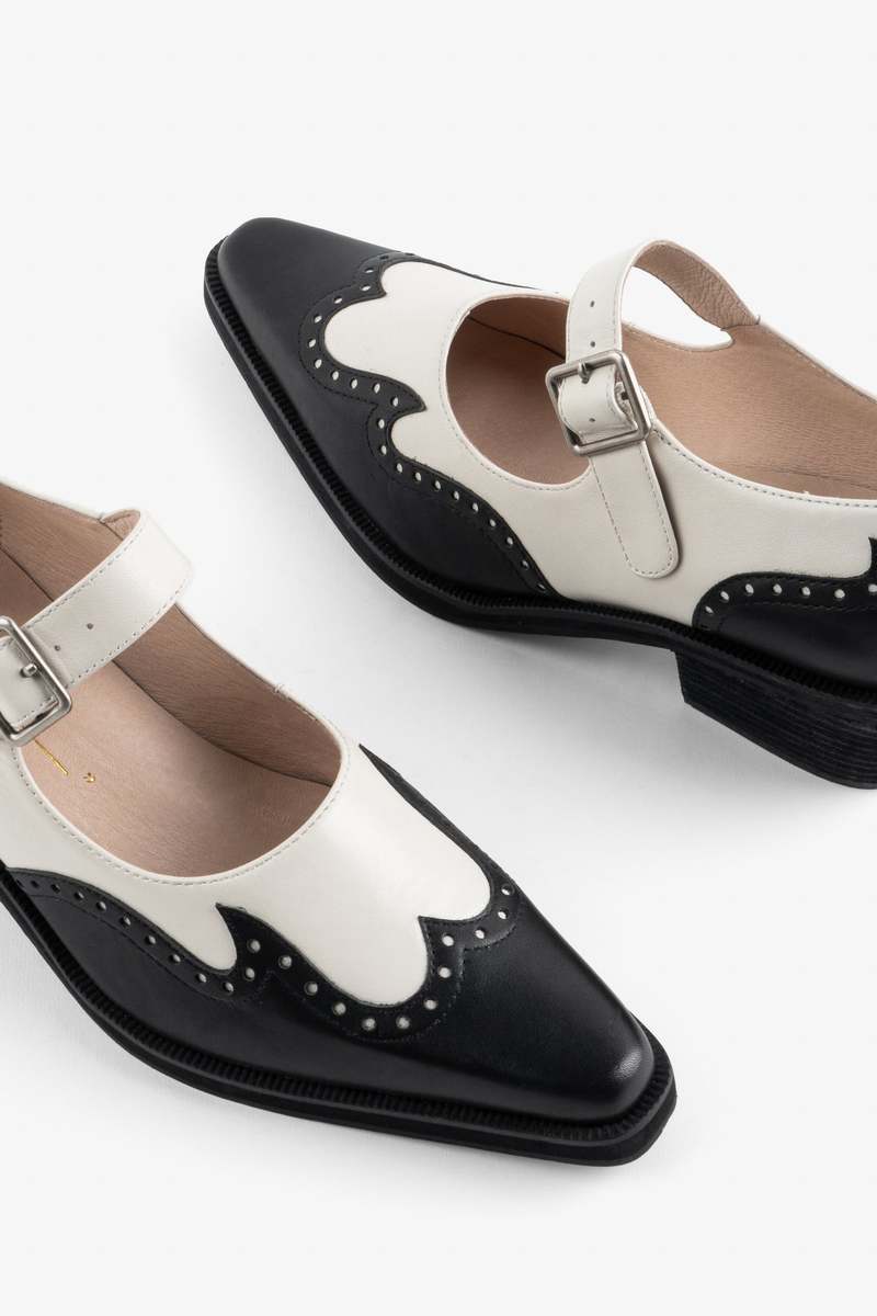 "INTENTIONALLY __________." Franklin Mary Jane