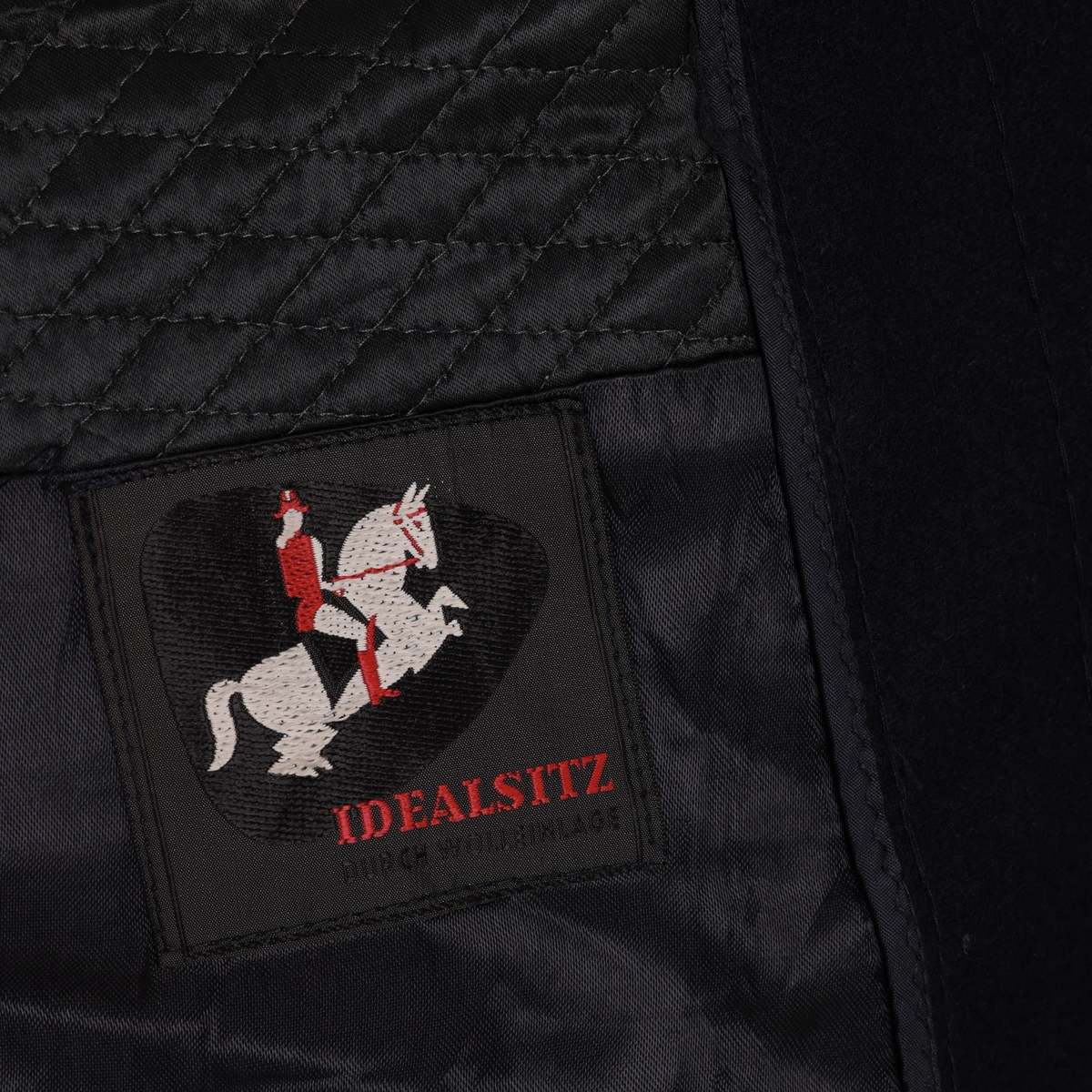 IDEALSITZ (West Germany) Vintage, 1970s, Woolmark, High GSM - Image 2 of 6