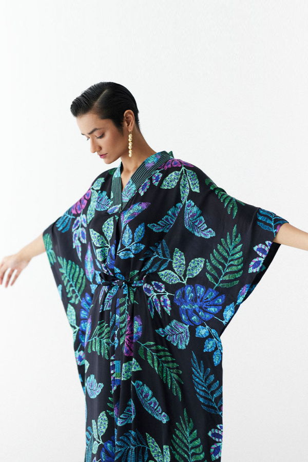 IKKIVI Black Jungle Kaftan - Black