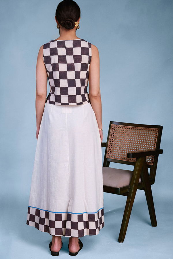 IKKIVI Earth Smells Like Rain Vest - Off-White