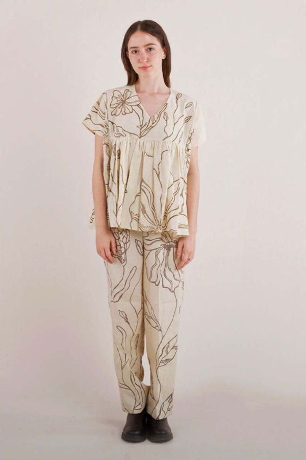 IKKIVI Floral Echo Blouse - Off-White