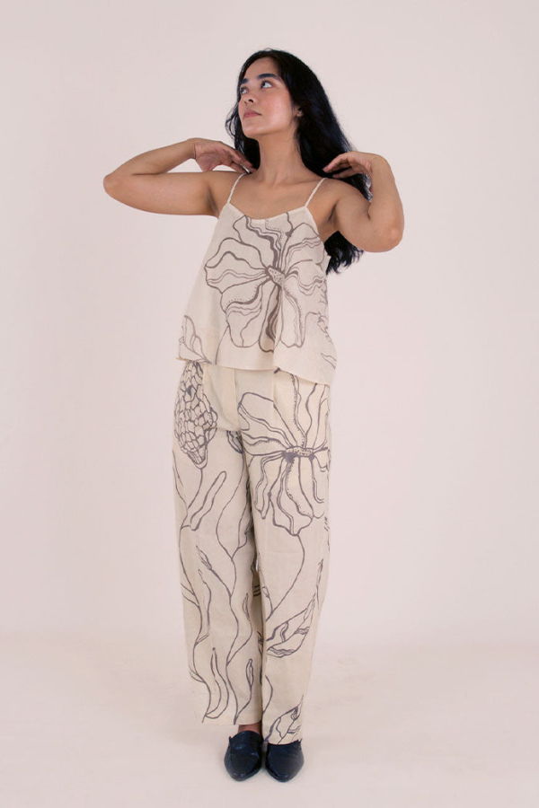 IKKIVI Full Bloom Top - Off-White