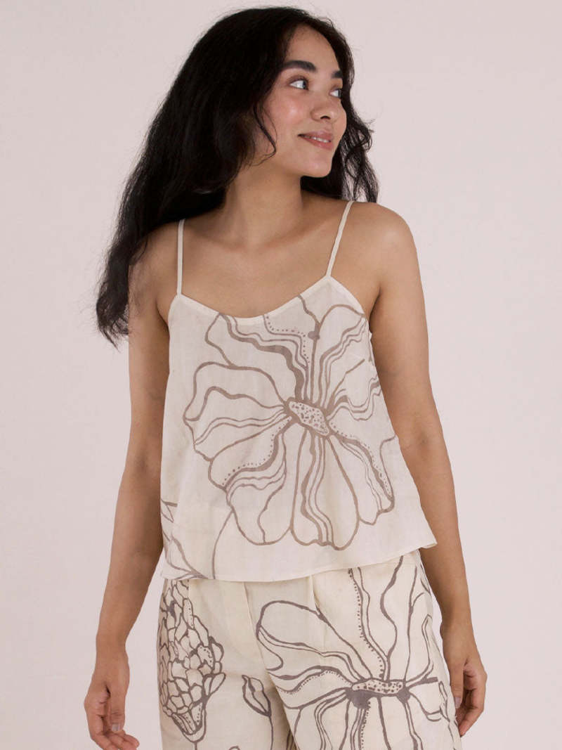 IKKIVI Full Bloom Top - Off-White