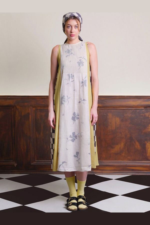 IKKIVI Mango Tree Shade Dress