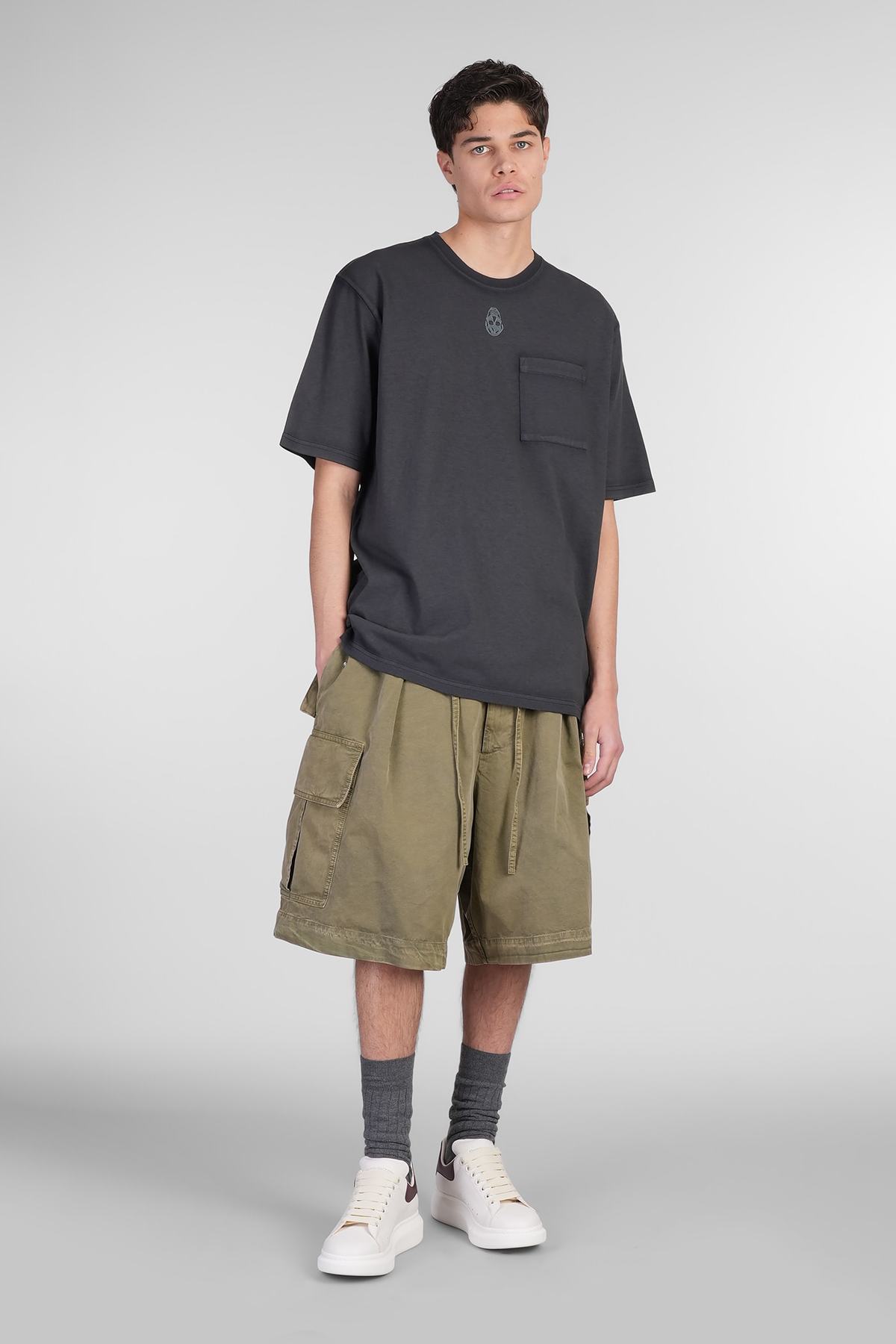 Alexander McQueen Skull Embroidered Crewneck T-shirt - Black - Image 2 of 5