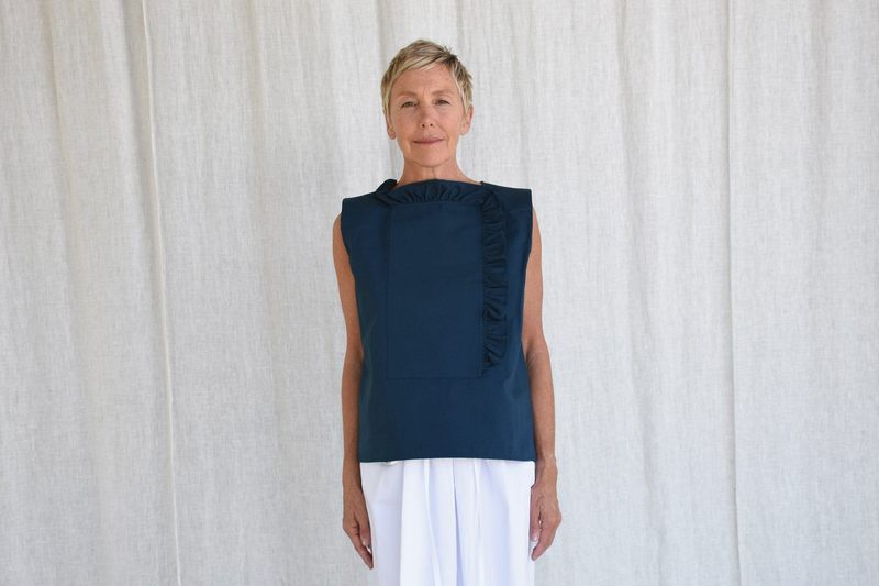 Atlantique Ascoli Short Sleeve Chantilly Blouse - Dark Blue