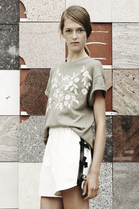 LITKE Embroidered Tee LITKE Embroidered Tee