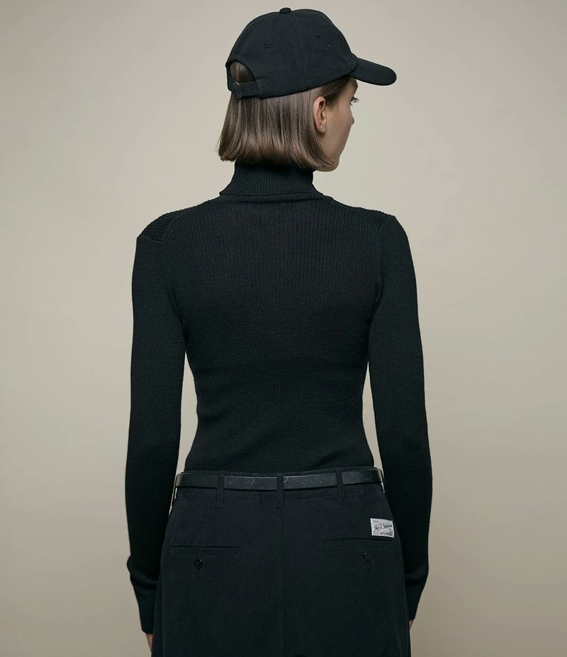 Merz b. Schwanen Ribbed Turtleneck Pullover