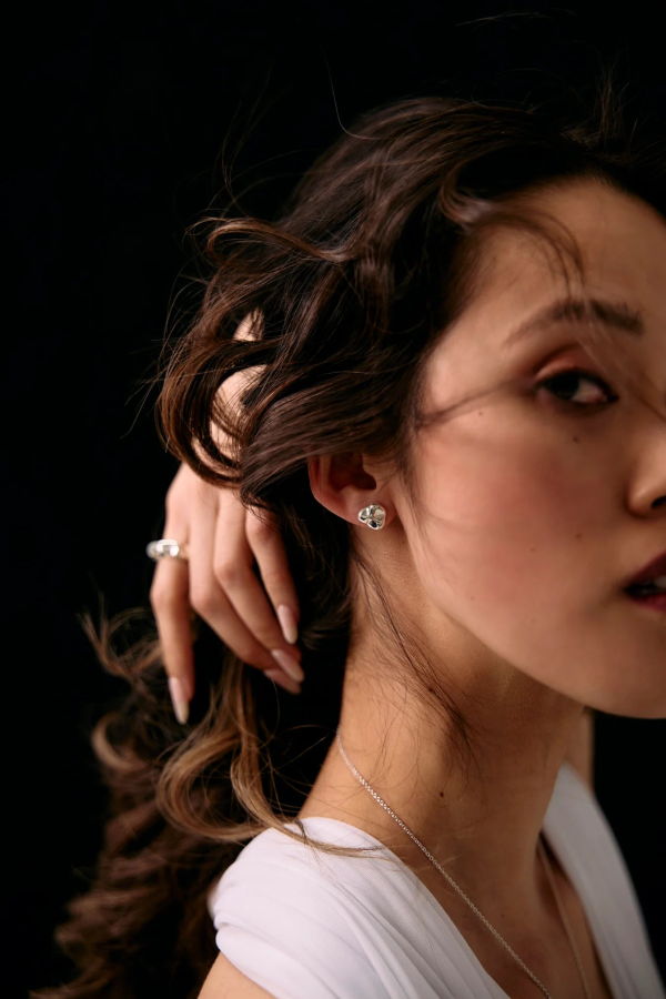 Séola atelier Flore Stud Earring